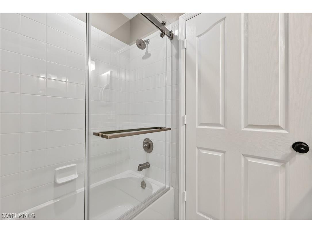 9009 Michael Circle #4 Naples FL 34113 226009540 image24
