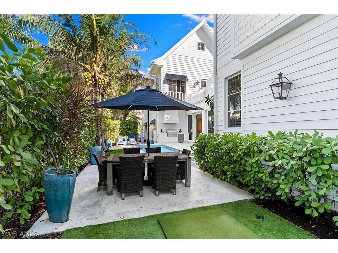 901 10th Avenue S Naples FL 34102 226009201 image32