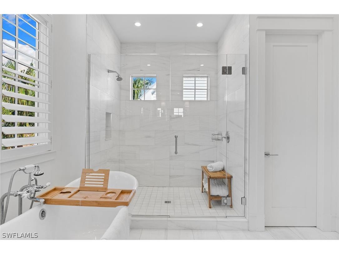 901 10th Avenue S Naples FL 34102 226009201 image39