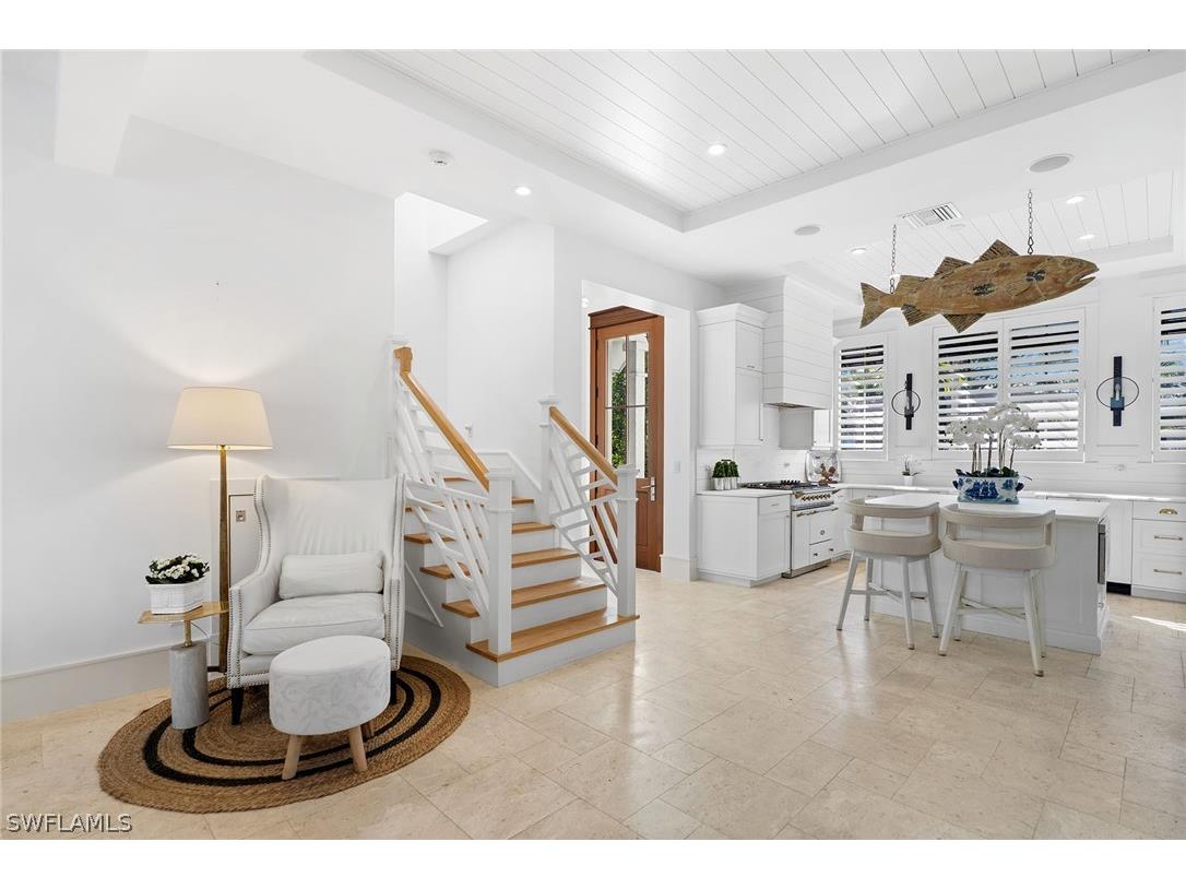 901 10th Avenue S Naples FL 34102 226009201 image4