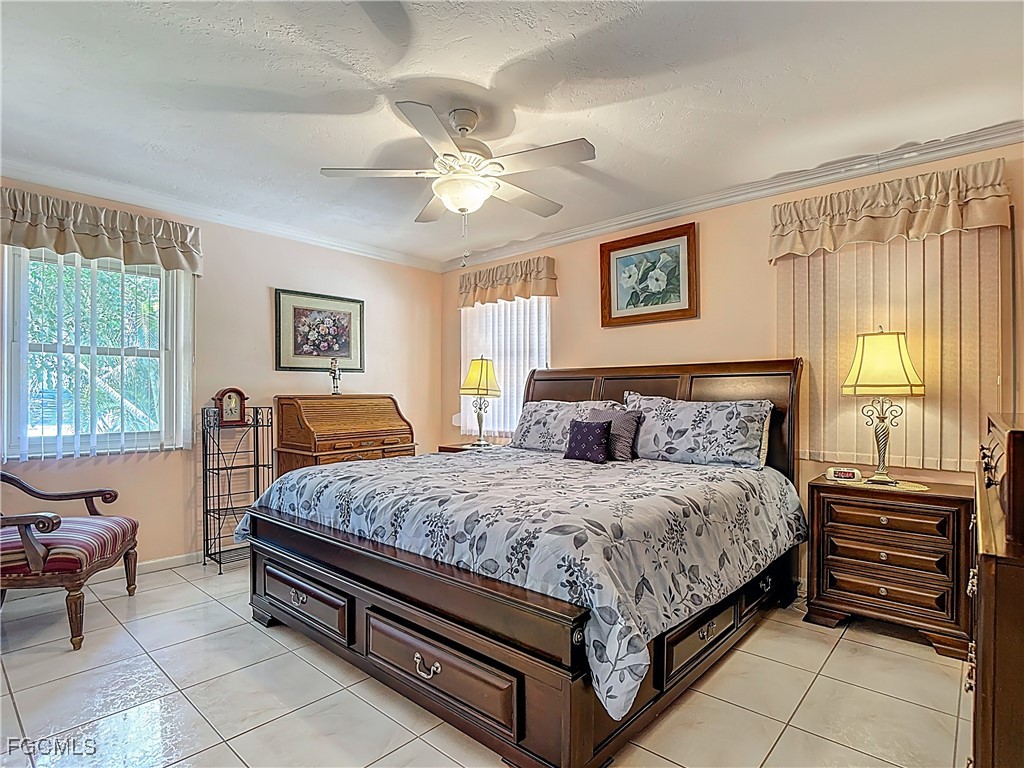 901 Arawak Avenue Marco Island FL 34145 2025004172 image16