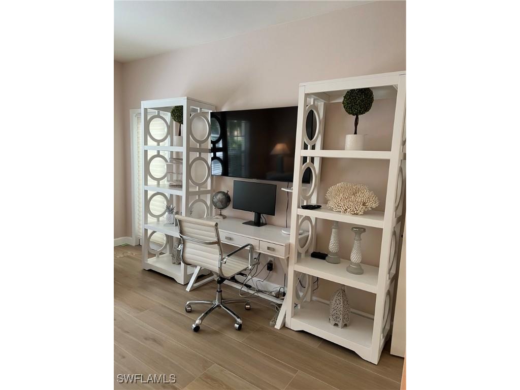 901 Egrets Run #4-102 Naples FL 34108 225075889 image17