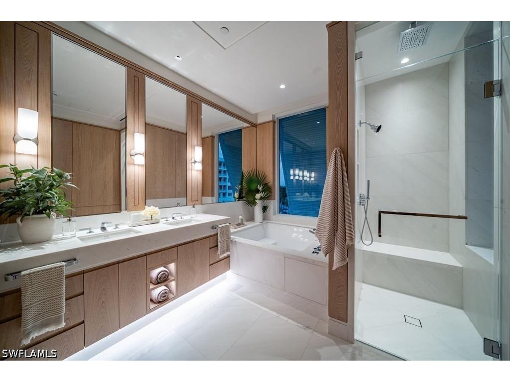 901 Gulf Shore Boulevard N #C-304 Naples FL 34102 226017527 image27