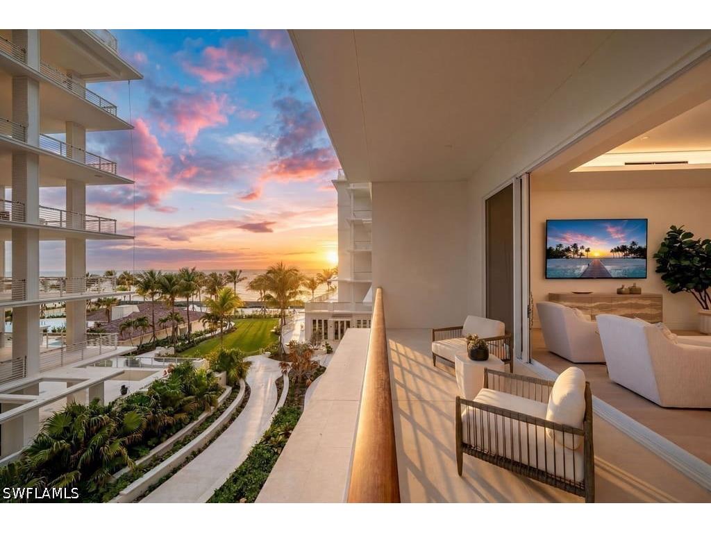 901 Gulf Shore Boulevard N #C-304 Naples FL 34102 226017527 image8