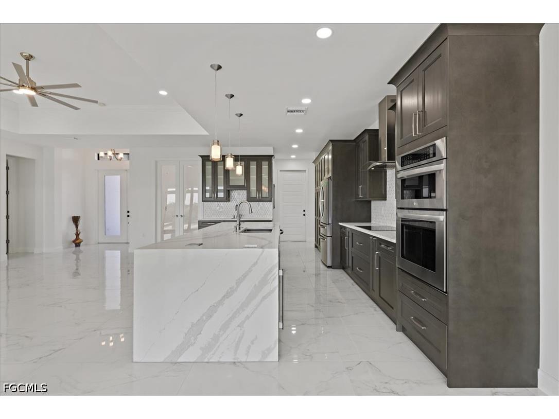 901 NW 33rd Place Cape Coral FL 33993 2026024780 image10