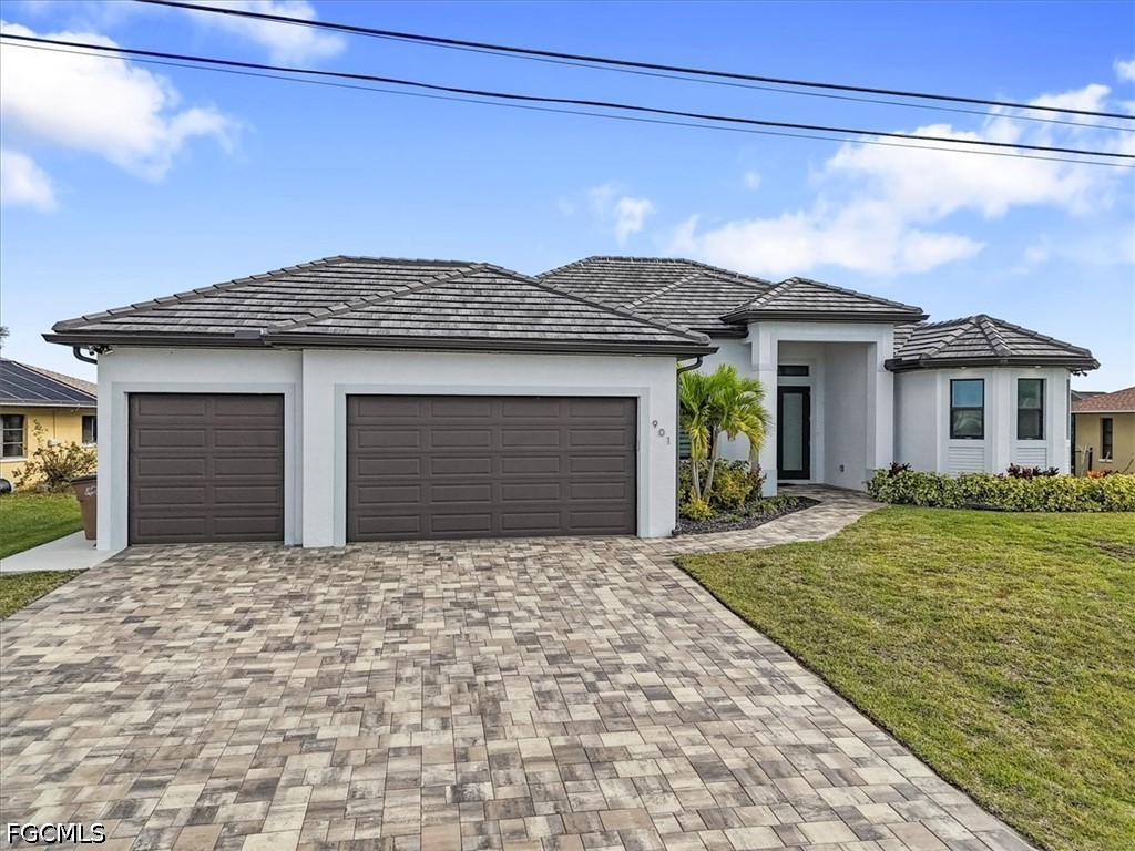 901 NW 33rd Place Cape Coral FL 33993 2026024780 image2