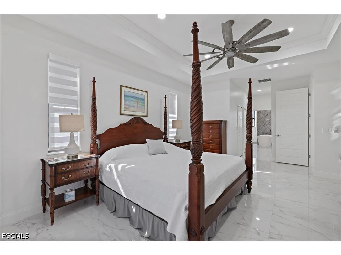 901 NW 33rd Place Cape Coral FL 33993 2026024780 image20
