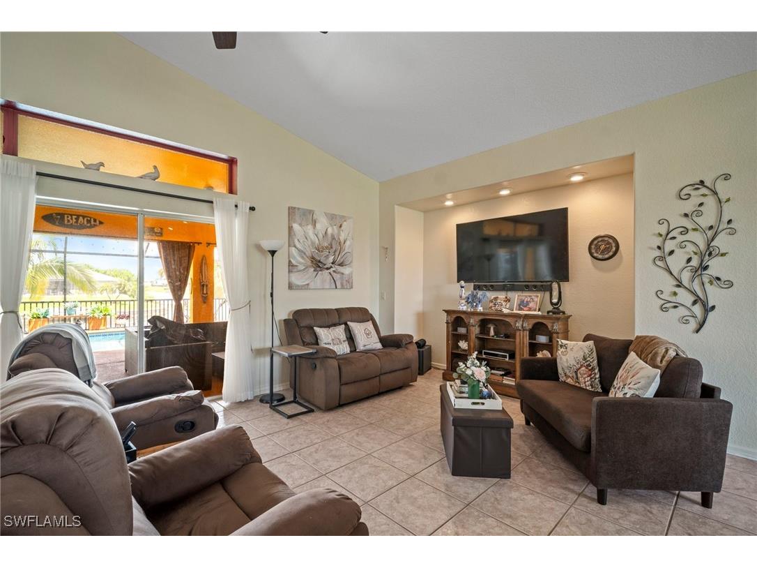 901 NW 3rd Place Cape Coral FL 33993 225066570 image16