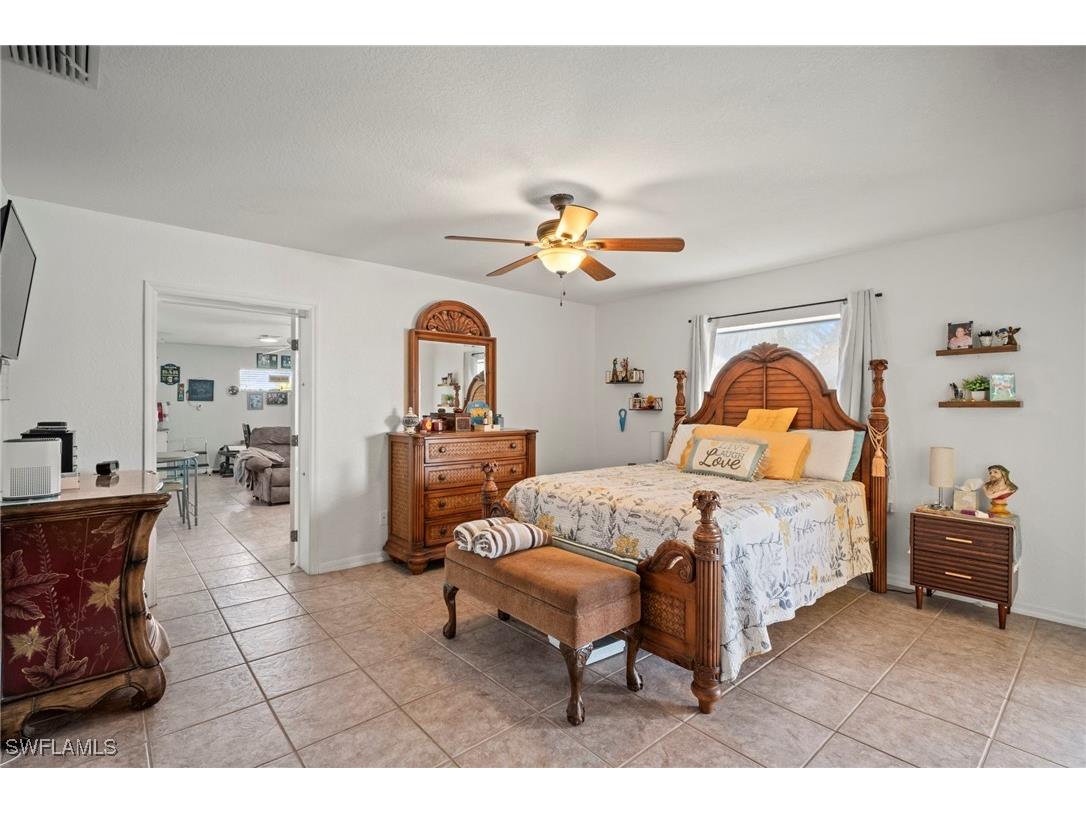 901 NW 3rd Place Cape Coral FL 33993 225066570 image8