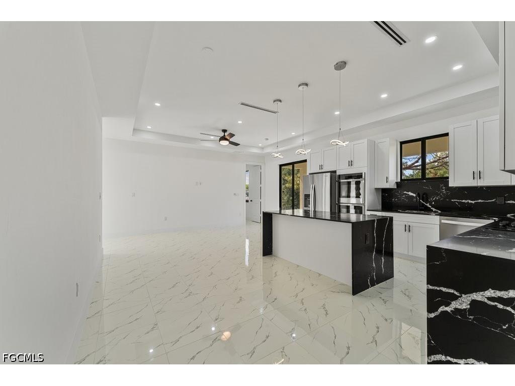 901 Sara Avenue N Lehigh Acres FL 33971 2026002991 image17