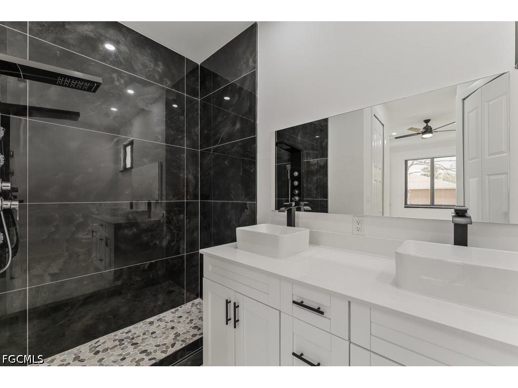 901 Sara Avenue N Lehigh Acres FL 33971 2026002991 image26