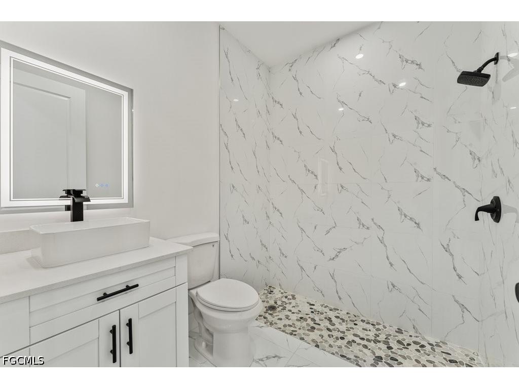 901 Sara Avenue N Lehigh Acres FL 33971 2026002991 image30