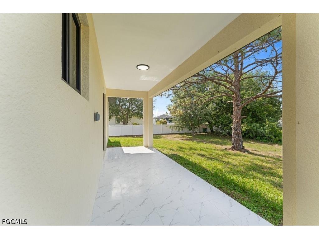 901 Sara Avenue N Lehigh Acres FL 33971 2026002991 image36