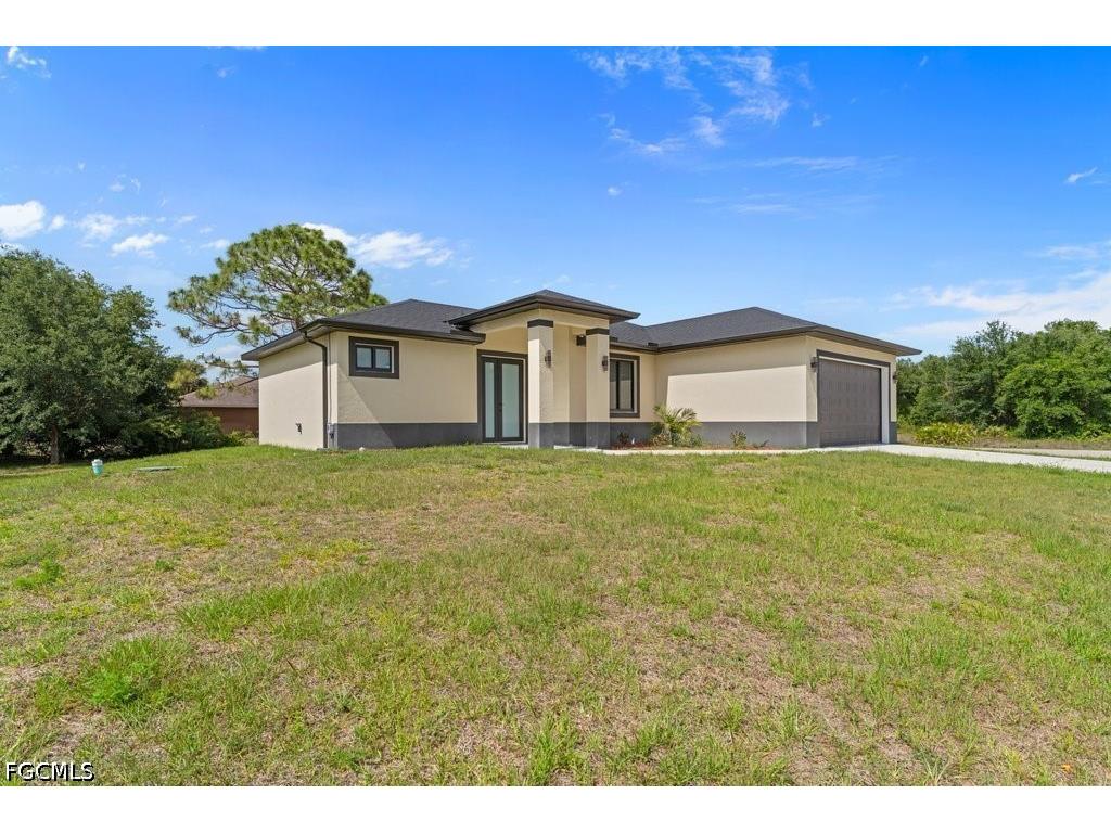 901 Sara Avenue N Lehigh Acres FL 33971 2026002991 image42