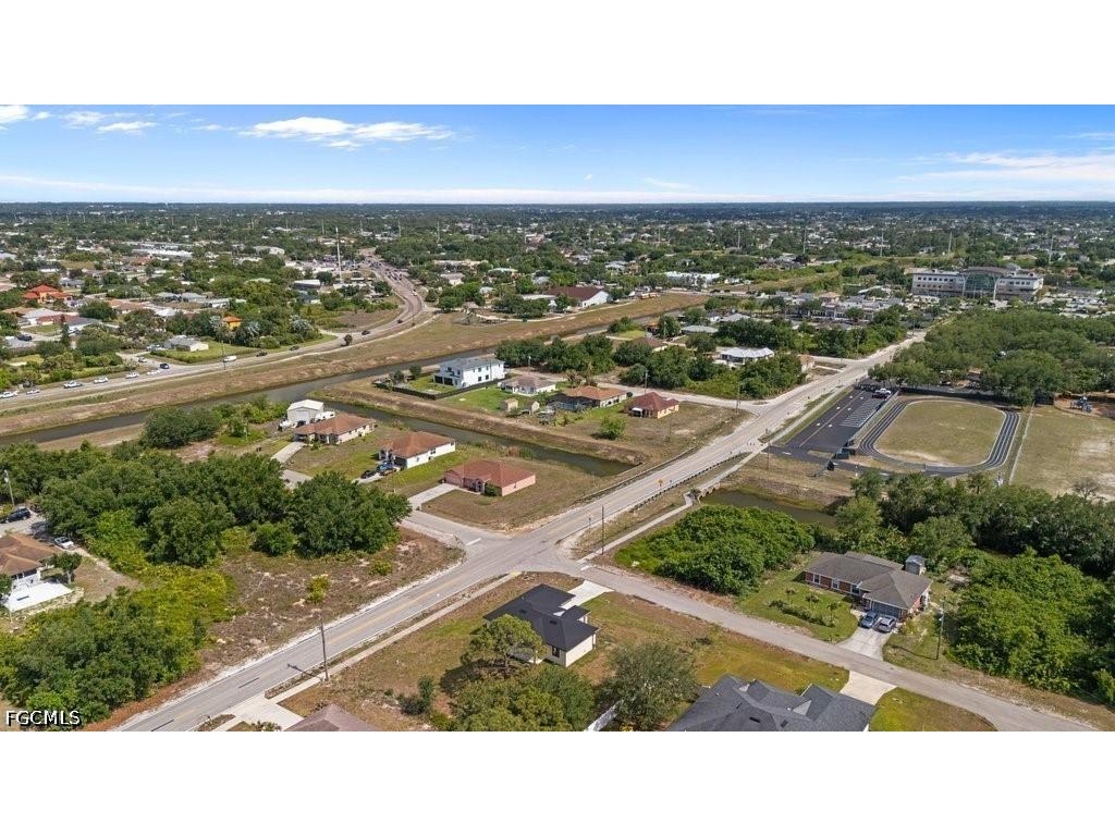 901 Sara Avenue N Lehigh Acres FL 33971 2026002991 image7