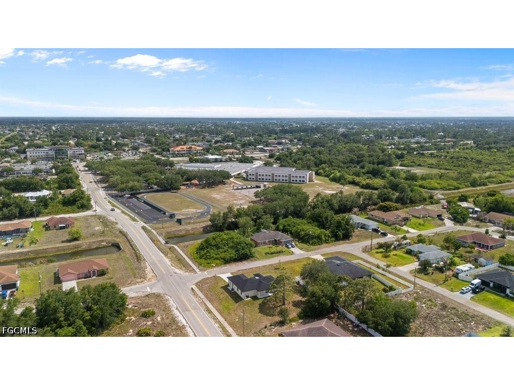 901 Sara Avenue N Lehigh Acres FL 33971 2026002991 image9