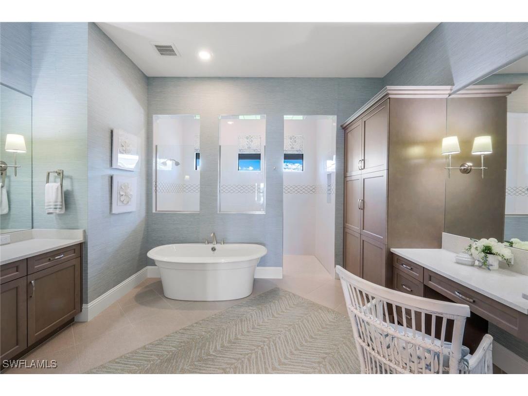 9010 Arrezo Court Naples FL 34119 225049738 image21