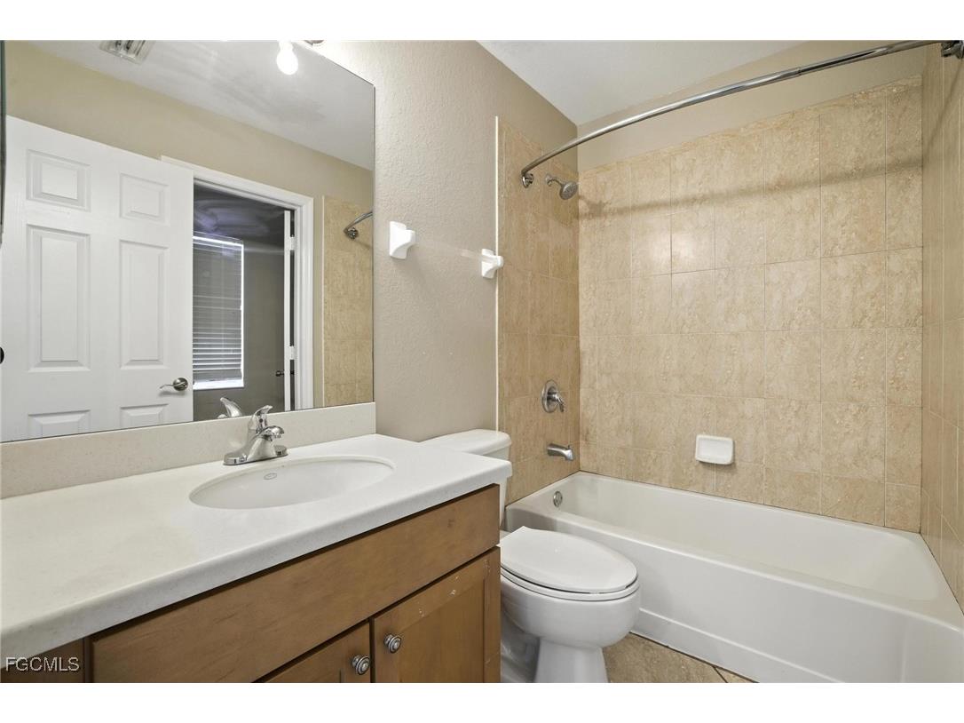 9010 Gladiolus Preserve Circle Fort Myers FL 33908 2025003608 image26