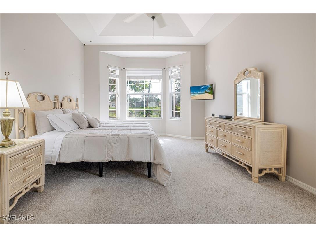 9011 Springview Loop Estero FL 33928 225070176 image19