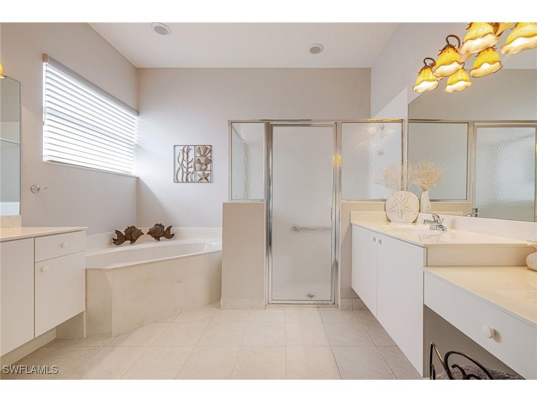 9011 Springview Loop Estero FL 33928 225070176 image21