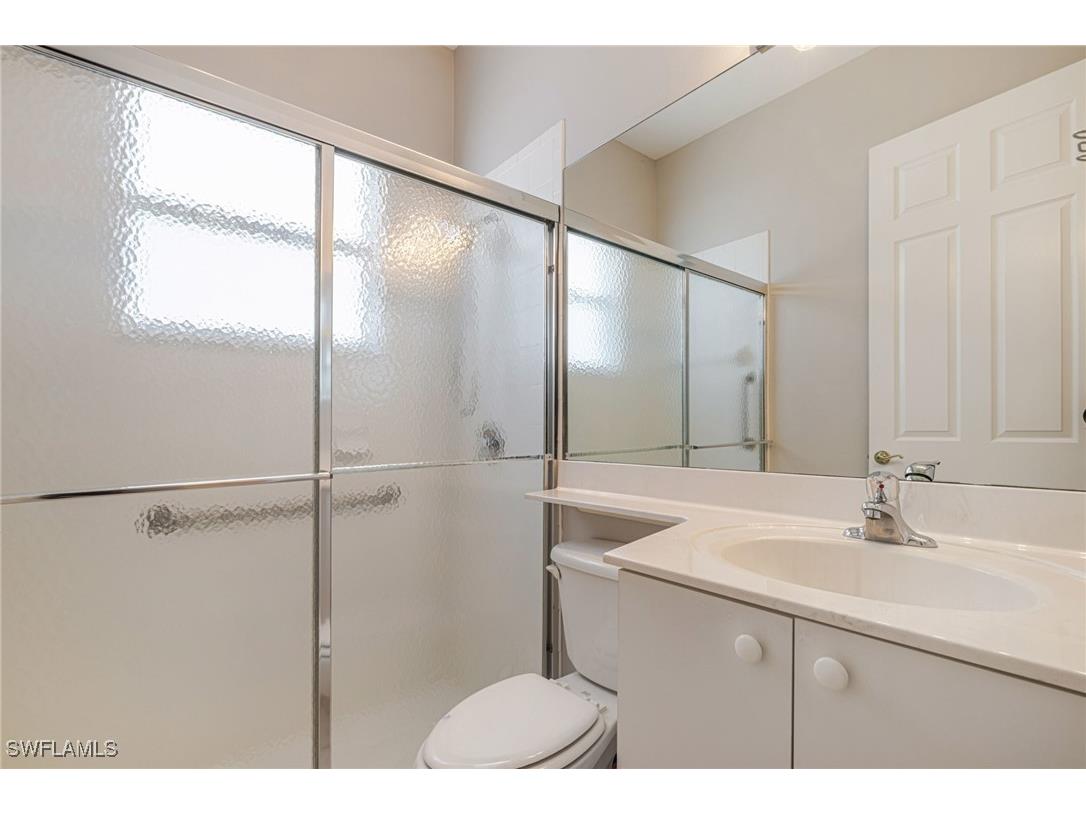 9011 Springview Loop Estero FL 33928 225070176 image23