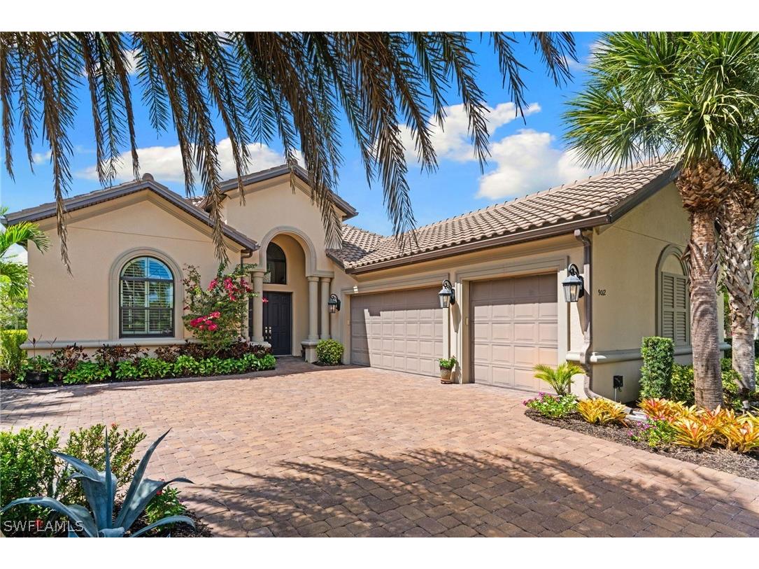 9012 Sorreno Court Naples FL 34119 226007678 image2
