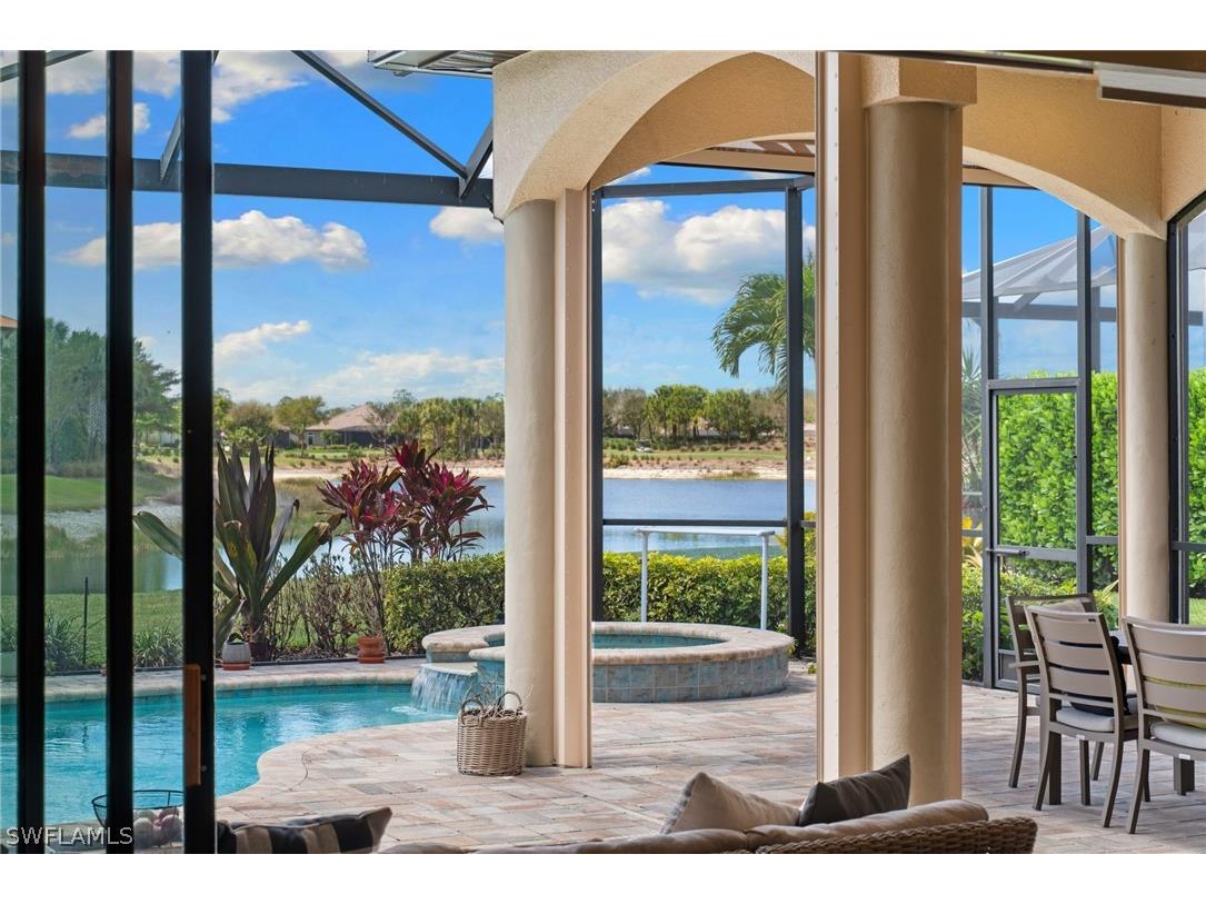 9012 Sorreno Court Naples FL 34119 226007678 image4