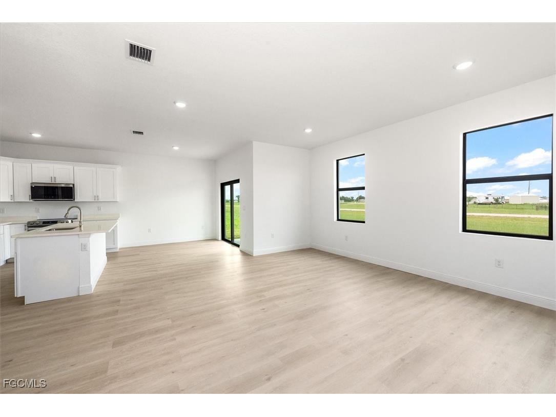 9013 Largo Circle Labelle FL 33935 2025022777 image4