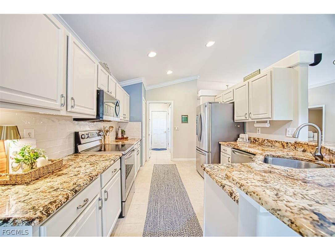 9014 Shadow Glen Way Fort Myers FL 33913 2026011171 image15