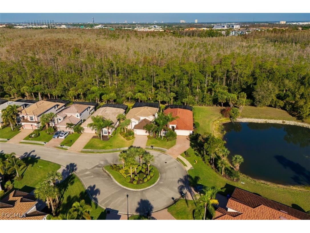 9014 Shadow Glen Way Fort Myers FL 33913 2026011171 image3