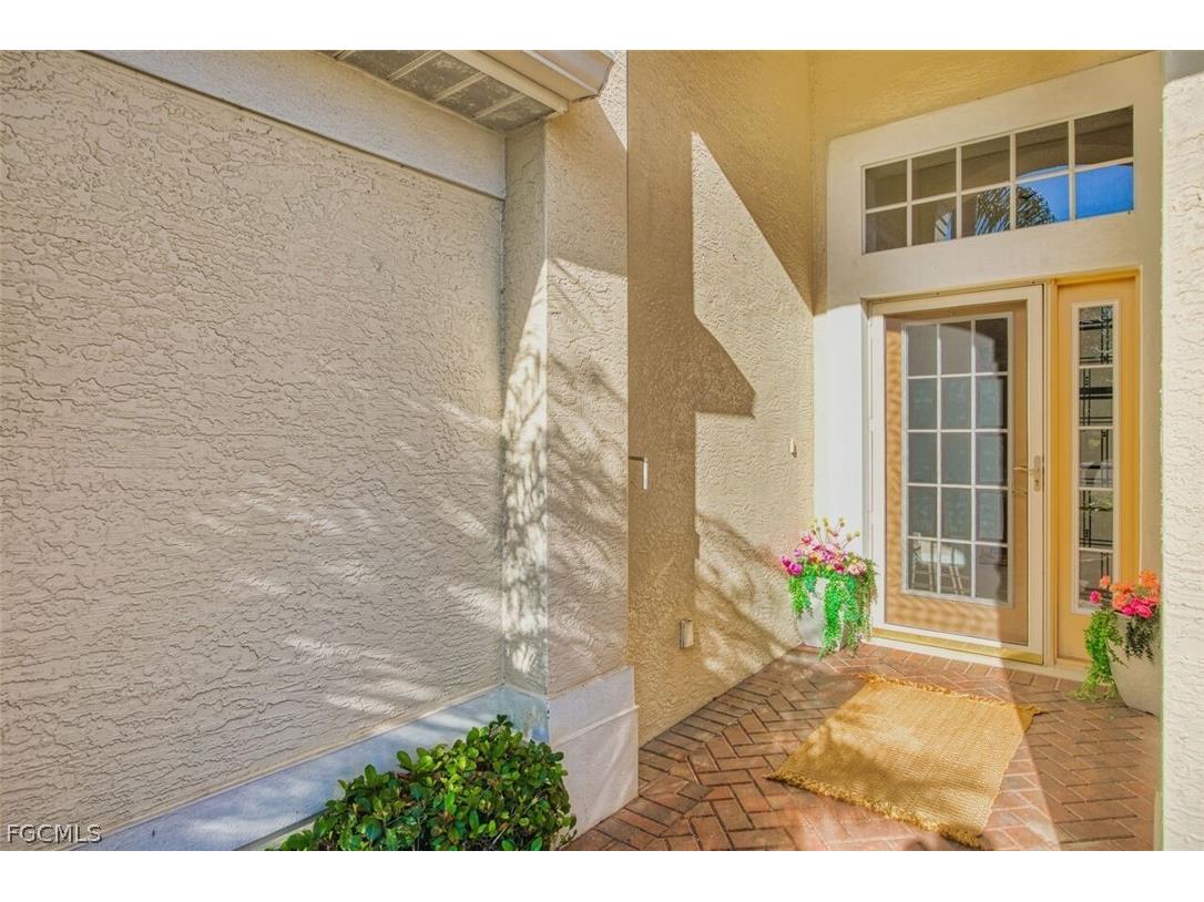 9014 Shadow Glen Way Fort Myers FL 33913 2026011171 image8