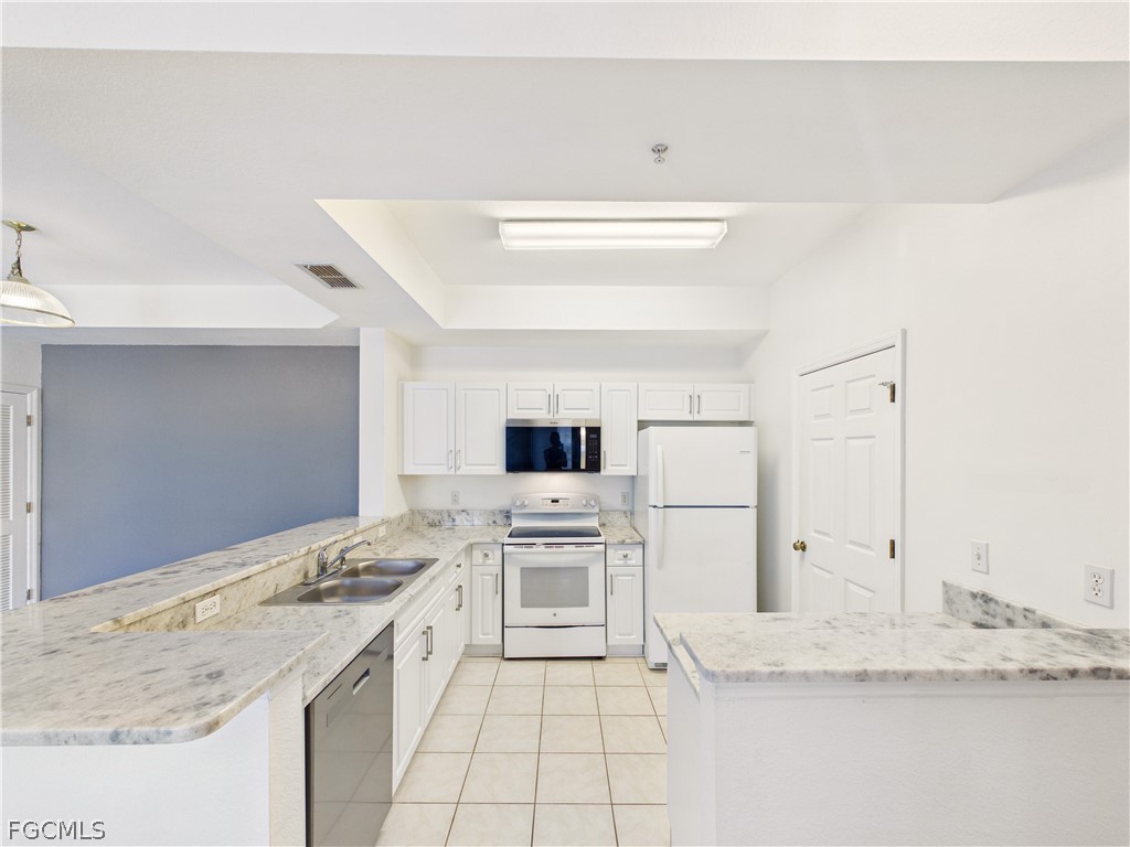 9015 Colby Drive #2012 Fort Myers FL 33919 2026011739 image4