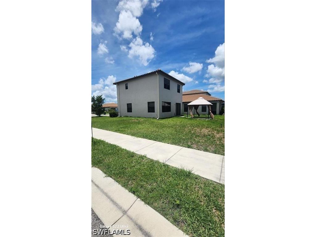 9015 Madrid Circle Naples FL 34104 226018745 image3