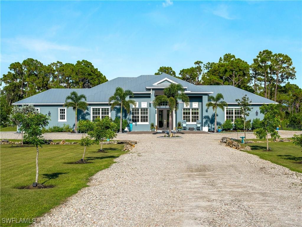 9016 Falcon Court Venice FL 34293 225068153 image1