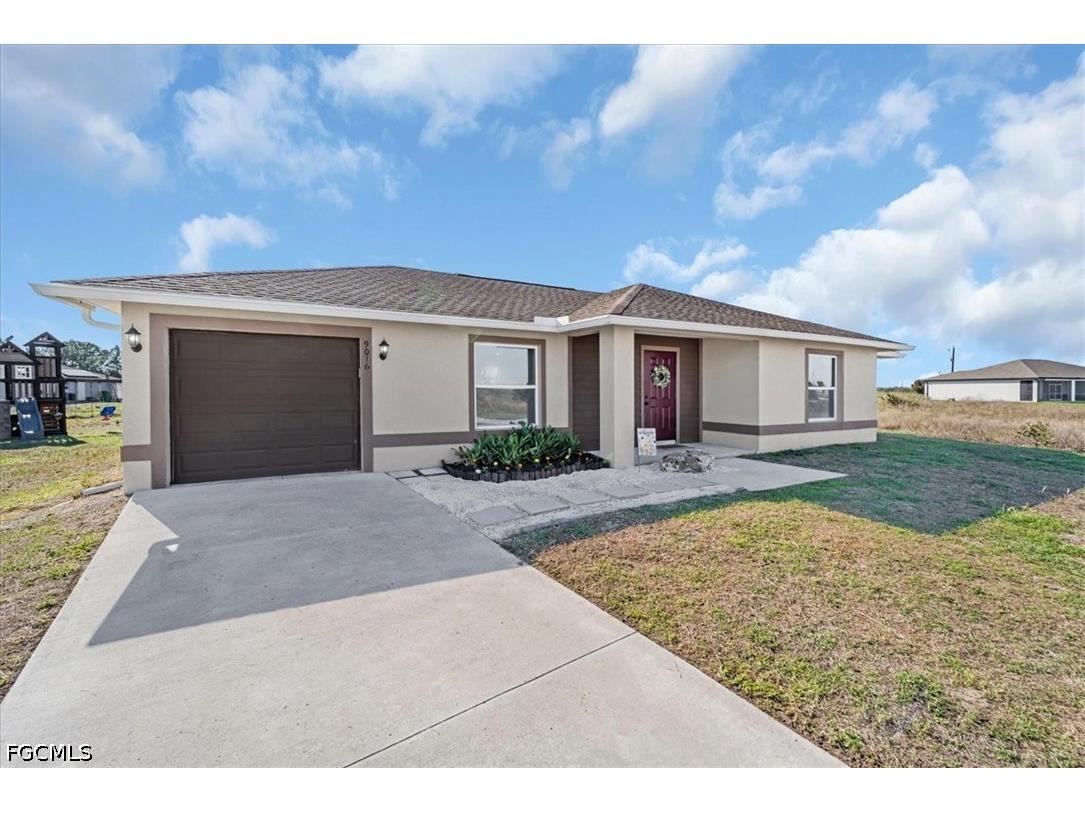 9016 Meadow Circle Labelle FL 33935 2026014882 image2