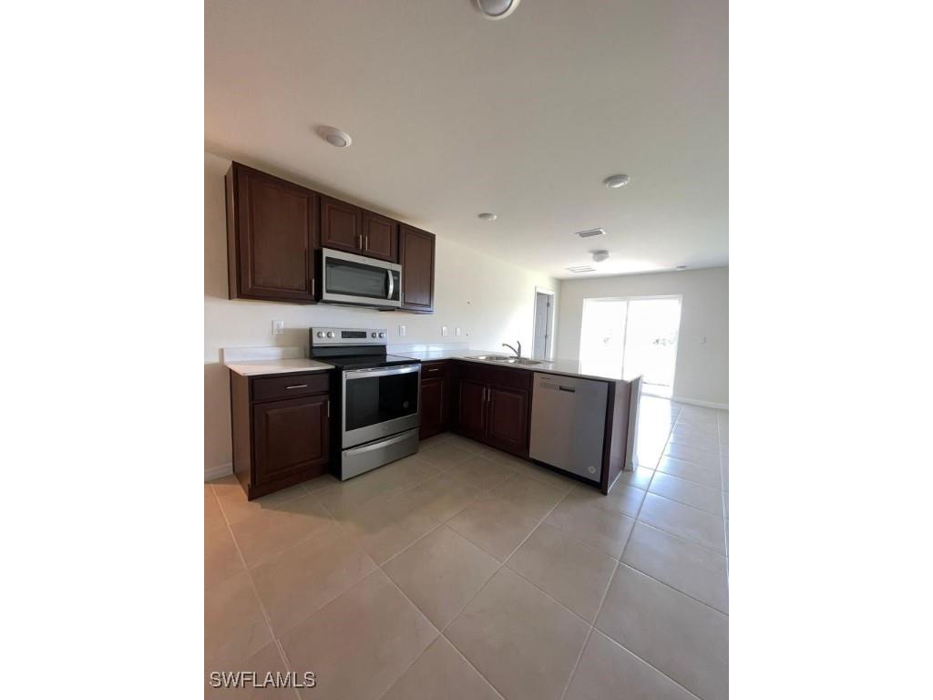 9018 S Castle Circle Labelle FL 33935 225078274 image4