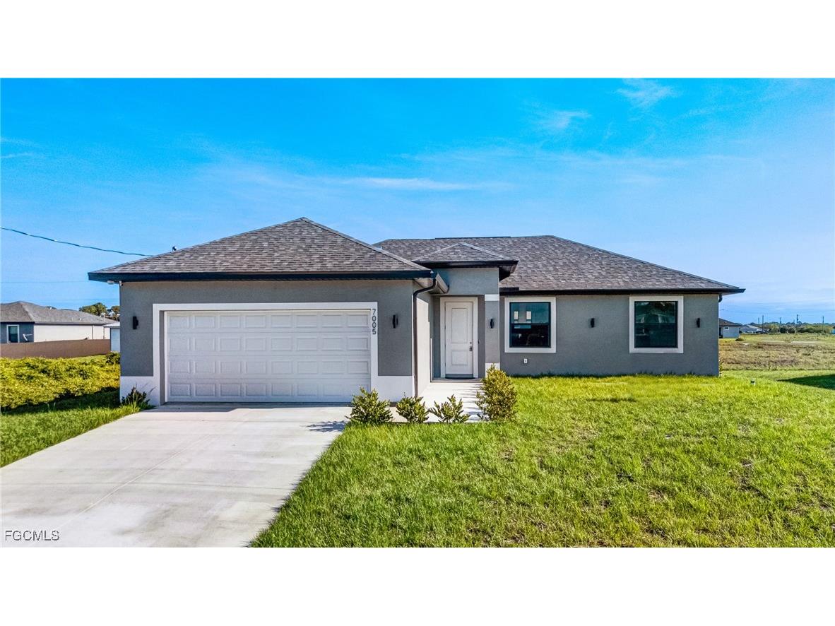 9018 W Castle Circle Labelle FL 33935 2025015472 image1