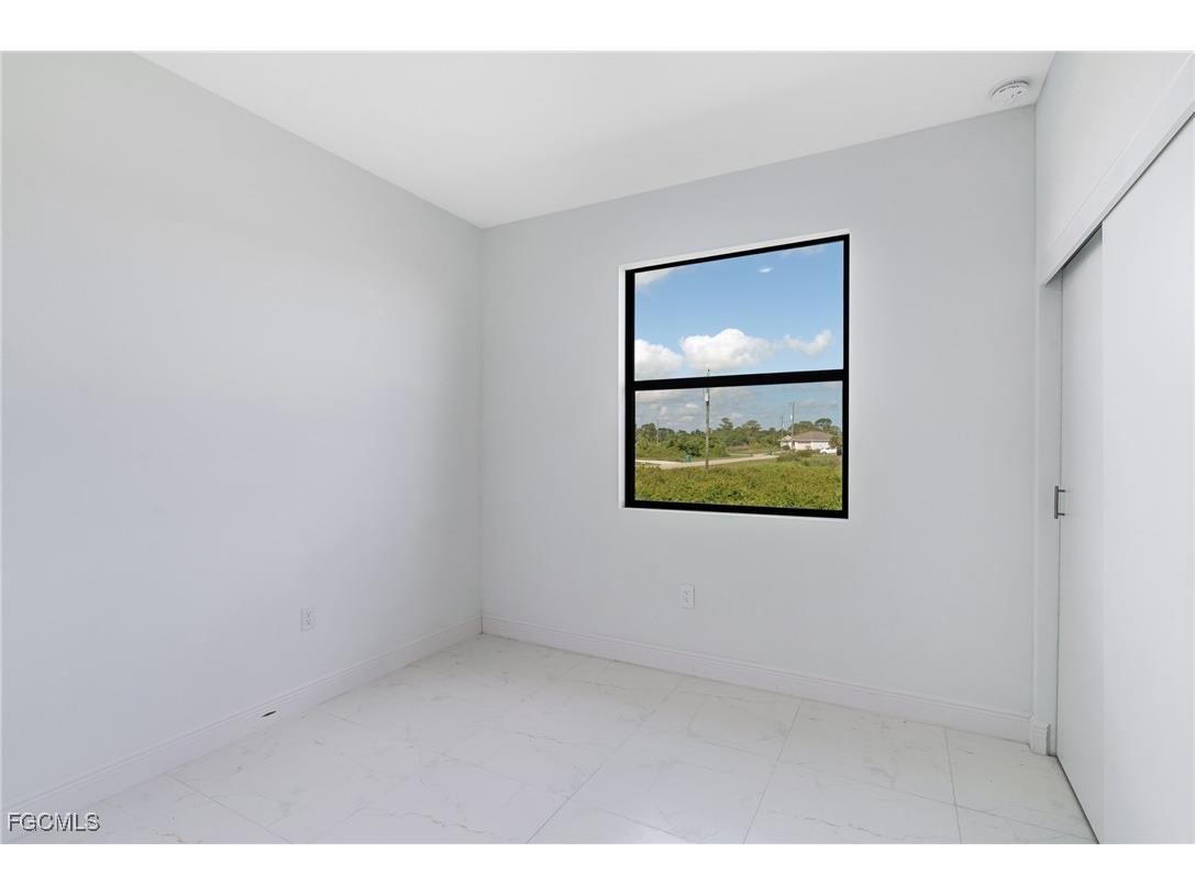 9018 W Castle Circle Labelle FL 33935 2025015472 image14