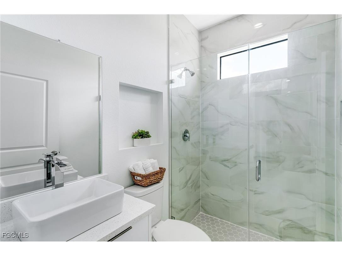 9018 W Castle Circle Labelle FL 33935 2025015472 image16