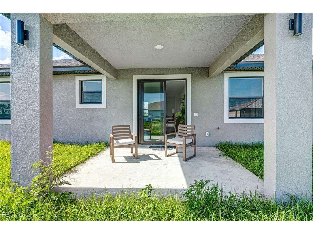 9018 W Castle Circle Labelle FL 33935 2025015472 image22