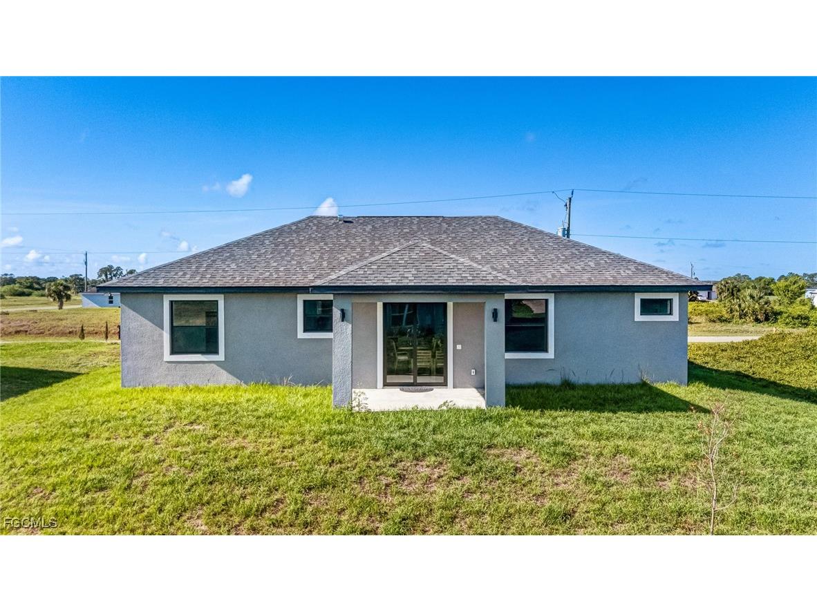 9018 W Castle Circle Labelle FL 33935 2025015472 image23