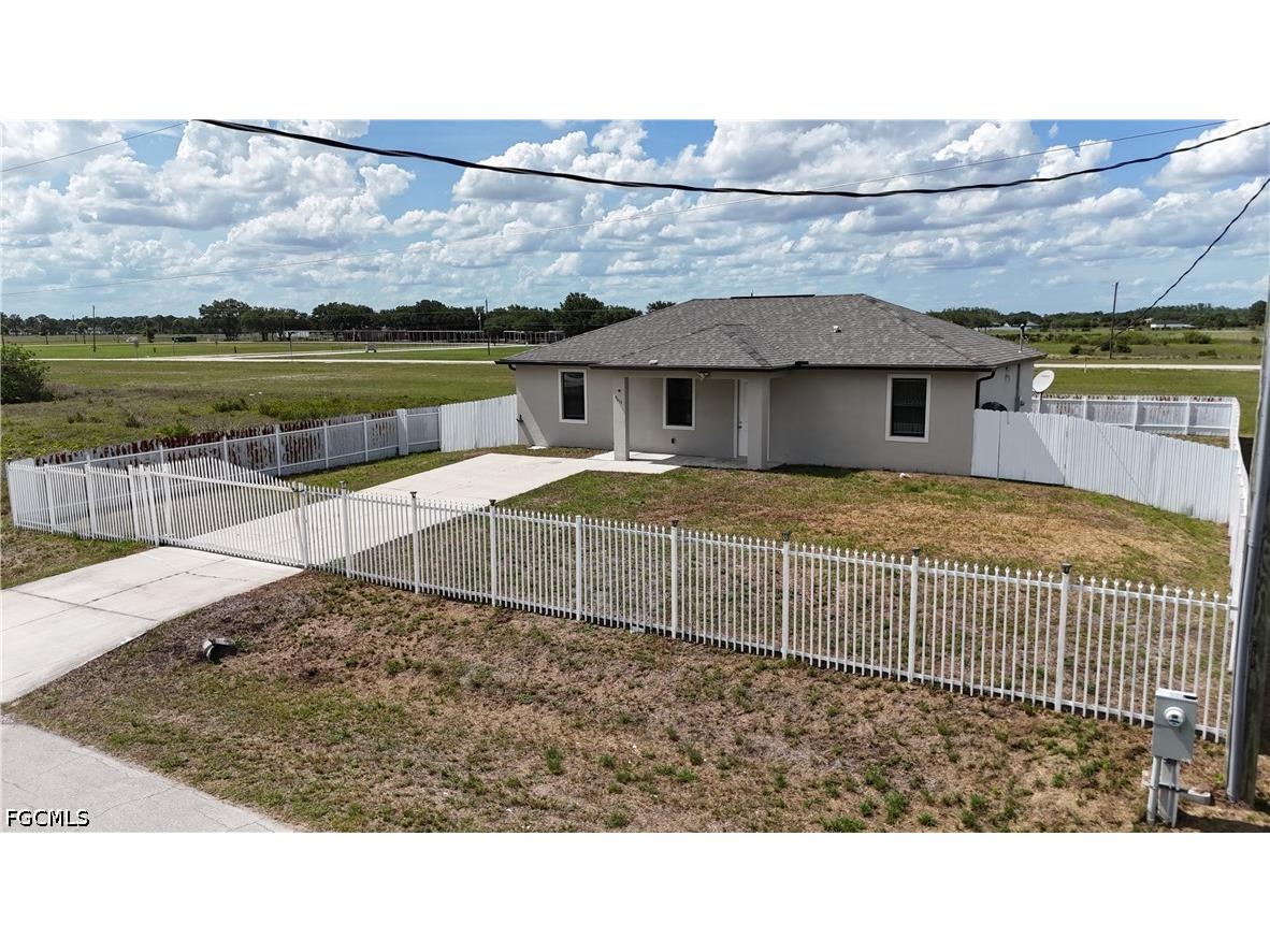 9019 N Indio Circle Labelle FL 33935 2026022709 image5
