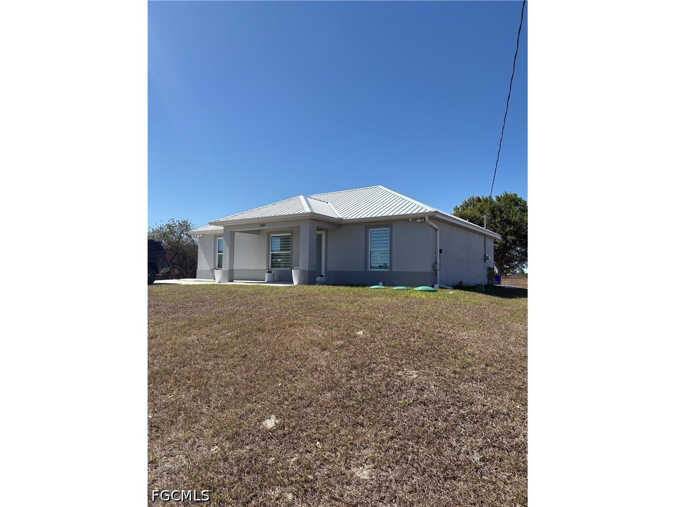 9019 S Castle Circle Labelle FL 33935 2026022881 image1