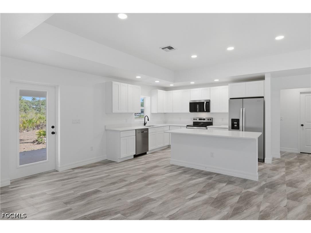 902 Clark Avenue Lehigh Acres FL 33972 2025013296 image10