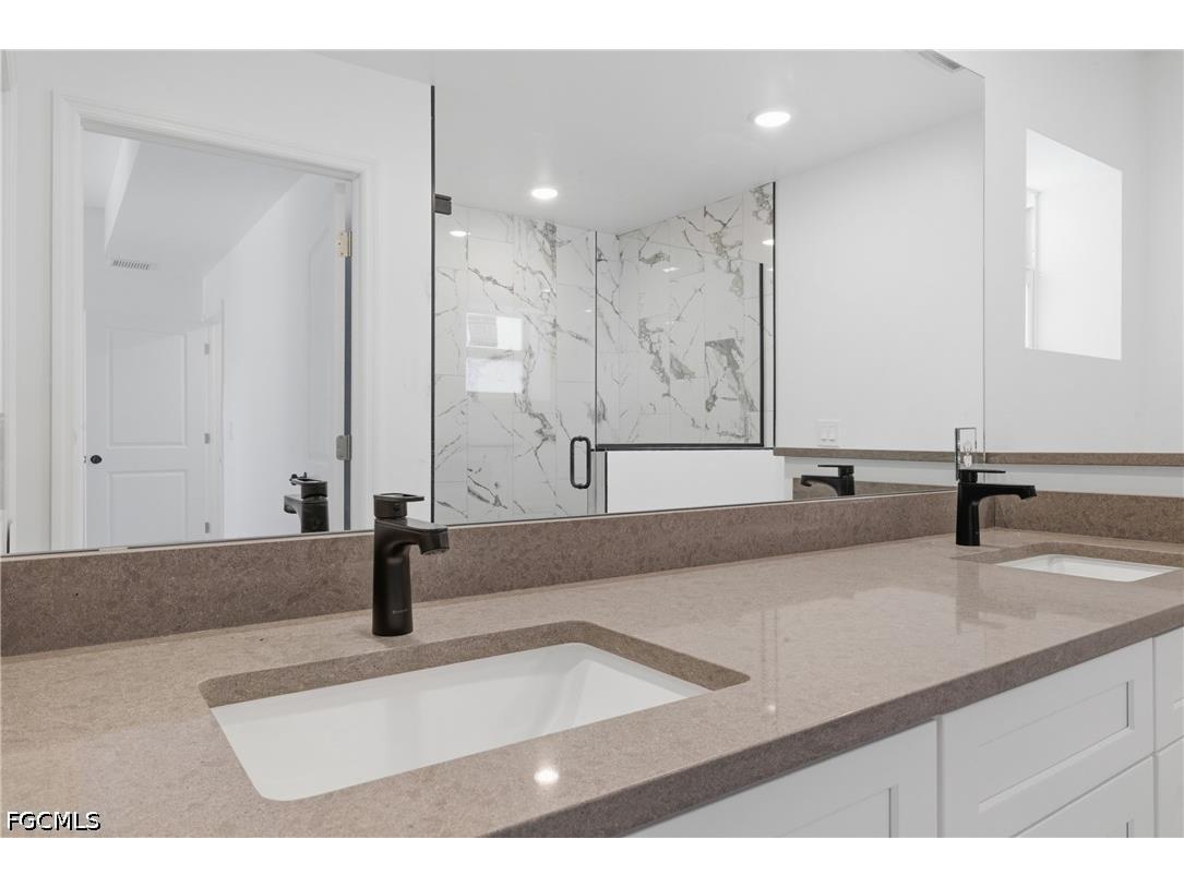 902 Clark Avenue Lehigh Acres FL 33972 2025013296 image23