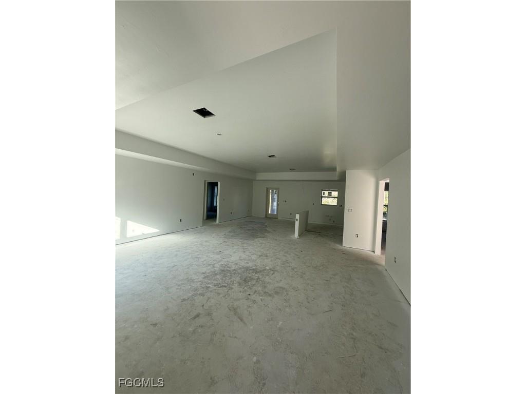 902 Clark Avenue Lehigh Acres FL 33972 2025013296 image3