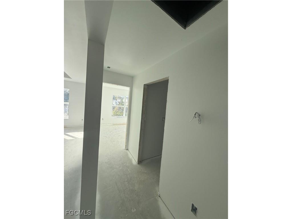 902 Clark Avenue Lehigh Acres FL 33972 2025013296 image5