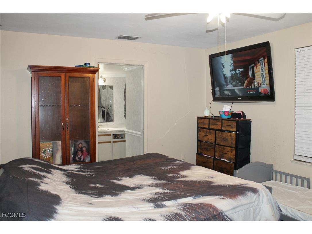 902 Clayton Avenue Lehigh Acres FL 33972 2025023877 image22