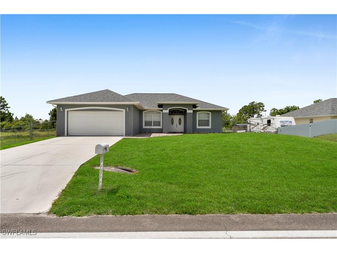 902 E 10th Street Lehigh Acres FL 33972 225057449 image1