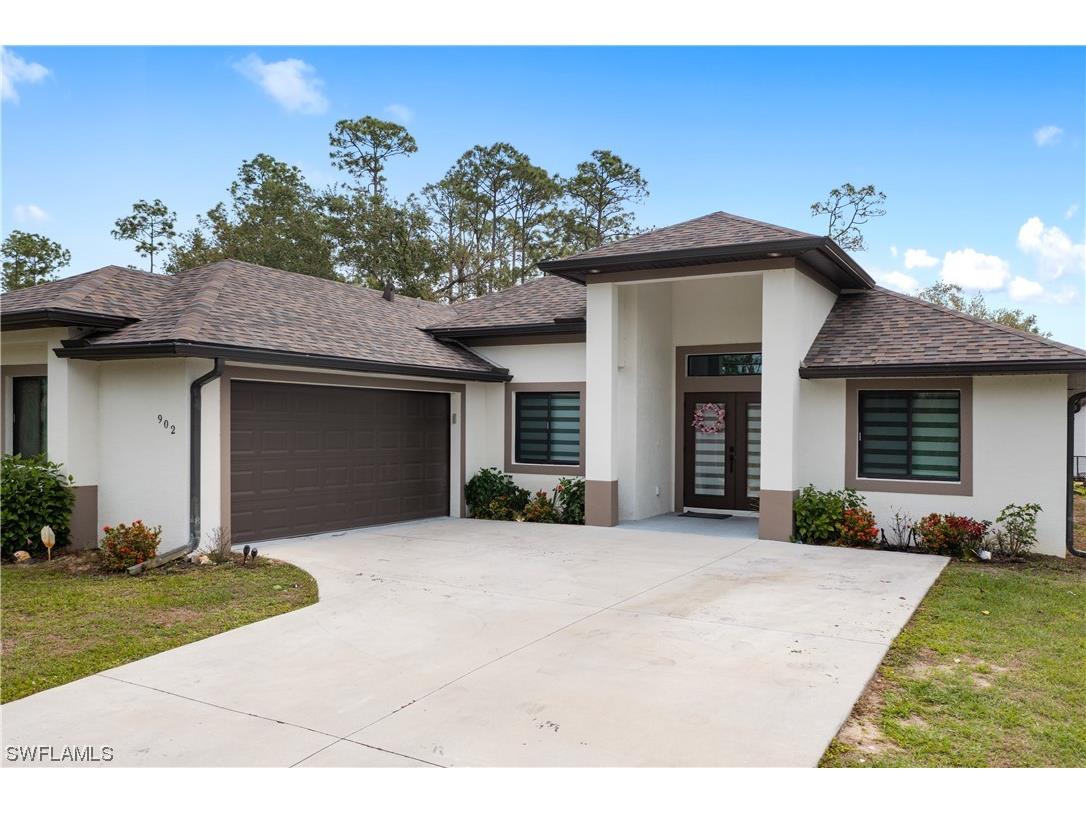 902 Edison Avenue Lehigh Acres FL 33972 223030373 image1